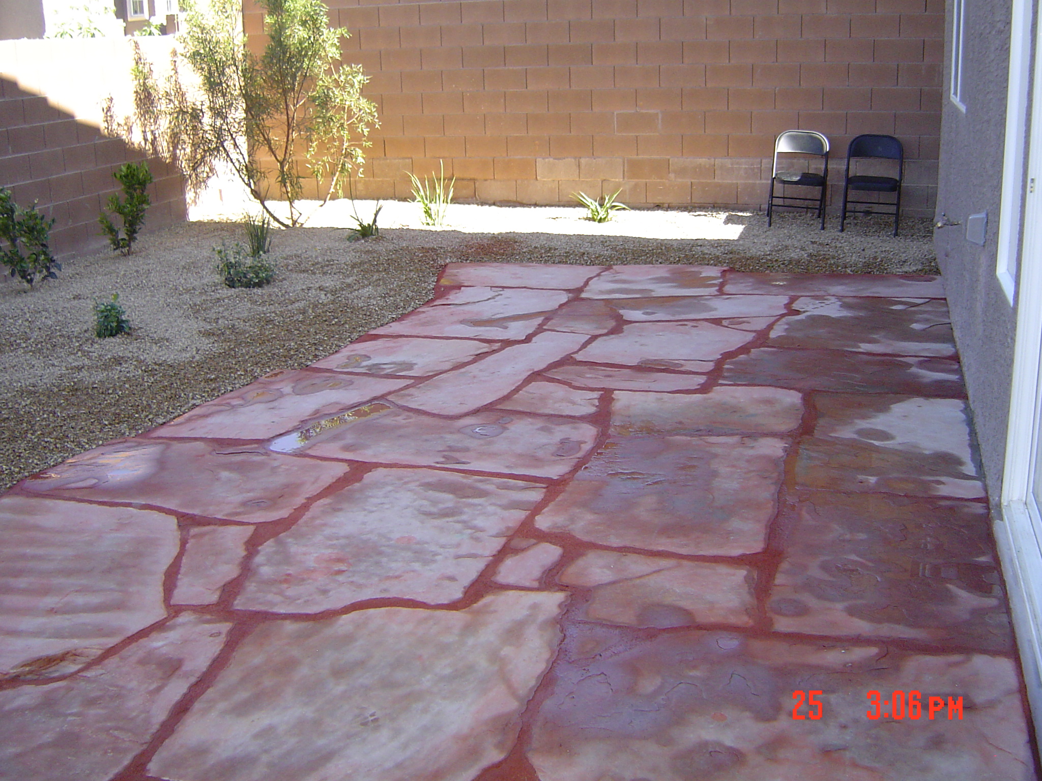 wet-layed-flagstone-patio-1